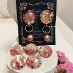 桜色のパールゆれるイヤリング