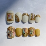 ネイルチップ　絵画　ニュアンス　額縁