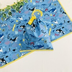 再】簡単ループ 潜水艦と海の仲間たち 40×60ランチョンマット＆巾着袋 給食セット ランドセルフック ぶらぶらしない 長くならない ペンギン イルカ イカ タコ クジラ