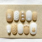 うさぎ ♡ ニット×ベージュ×マット　ネイルチップ