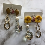 SALE【セット】お花🌸イヤリングとパール風ピアスのアシメセット②