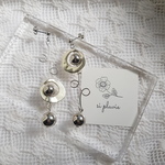 "asymmetry" like a flower / "アシンメトリー" お花のような ピアス イヤリング