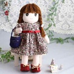 かわいい着せ替え人形　洋服小物１５点付