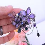 すみれ色のお花ブローチ