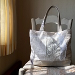 yaya...様専用アイボリー*アンティークリネン*手刺繍モノグラム*大き目トートバッグ
