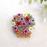 フラワーバスケットブローチ＊アネモネ＊ビーズ刺繍