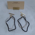 657.2way仕様‼︎変形フープの個性派ピアス lensa