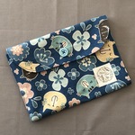 【ｎ様オーダー品】ume＊mew マルチケース（ごきげんニャンコとお花）