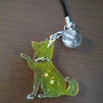 柴犬チャーム　迷彩　おすわり