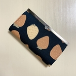 ごろごろいちごの長財布