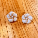 ⭐️みきてぃ様専用ページ⭐️お花のピアス