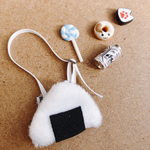 【バッグ】🍙ふわふわあったかおにぎり🍙バッグ中にも入れられるよ⭐︎オビツ11ねんどろいどどーるぬい兼用