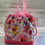 持ち手付きお弁当袋２枚仕立て(濃いピンク無地×レトロアニマル・ピンク)
