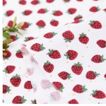 🍓miki0825様専用🍓ノーズワイヤー入り　たっぷりいちご柄マスク