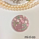 ピンクの薔薇の花のアーチ　刺繍ブローチ／ヘアゴム