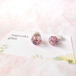 ガラスのイヤリング　桜色のベネチアンガラス