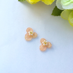 ちょこっとお花のピアス