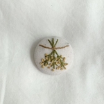 ミモザのくるみボタンヘアゴム