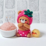 いちごのくまちゃんといちごメロンパンとひよこ　羊毛フェルト
