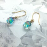 🌸＊再販＊虹の一粒ピアス＊ガラス＊