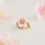 【マスクにも】 桜のタックピン ~花の宴~ ＊つまみ細工＊
