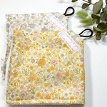 真ん中タイプ２枚セット30㎝角ループ付きタオル 花柄(ホワイト&イエロー)