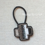 No.56 ビーズ刺繍ヘアゴム［クロス］