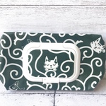 唐草模様　猫柄　mini  ウェットティッシュ・お出かけおしりふきケース　　カエル