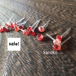 【謝恩放出品】チベット産レッドアンデシンの小粒樹脂ピアス