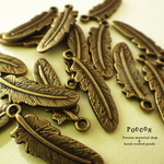 金古美 mini feather　22㎜ 羽のチャーム 20個セット