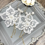 レースフラワーのリングピアス