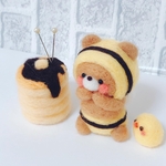はちくまちゃんとホットケーキとひよこ　羊毛フェルト