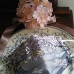 3月末再入荷します    春の新作  🌸 淡墨桜  刺繍  レース マスクカバー 