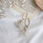 flower in ribbon pierce（ivory）