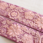 インド刺繍リボンᢂシルクワントーンフラワー　パープル　インドリボン/刺繍リボン/刺繍/リボン/シルクリボン/トリム/ブレード/ジャガードリボン/レース/チュール/インド