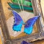 モルフォ蝶ネックレス（グラデーションカラー）（Necklace of  Morpho butterfly ） 
