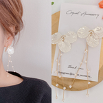 送料無料♡ワイヤーパール とパール花びらのロングイヤリング／ピアス