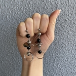 シルバー×ブラックアシメピアス