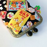 駄菓子パッケージ☆黒☆ 縦長がま口ポーチ10.5cm