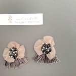 *再販*ビーズ刺繍ピアス　anemone beige dot*