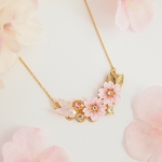 桜と蝶が舞うネックレス ~花の宴~ ＊つまみ細工＊
