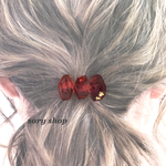 飴色brownと小さなお花の鉱石風ポニーフック/ヘアーカフ