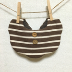 ふわもこ♪ストライプ 茶×白  ボタン付きスタイ