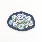 ブラックオブツーサ錦の刺繍ブローチ(チャーム変更可)