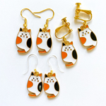 ぶらり猫ピアス(ピアス、樹脂フック、イヤリング)