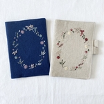 【受注制作】オーバルリース刺繍のほぼ日手帳カバー A5 リネン 