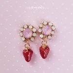 オパールピンクいちごピアス/イヤリング 　R577