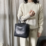 ymmo様専用ページです。■  square black bag レザーバック■ ハンドバッグ