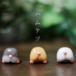 【樹脂粘土】ハムケツ パーツ(ピンバッジ、ピアス、イヤリング 変更可)