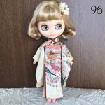 No.96 アイシードール　ネオブライス　りかちゃん振袖　　花扇ちらし文金彩　クリーム色